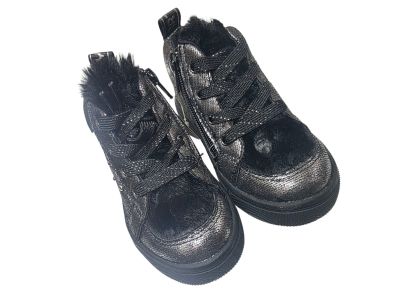 Детски Боти в черно и сребристо