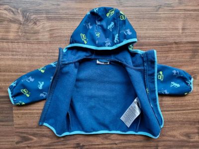 Бебещко Яке - тип ветровка с качулка и вата