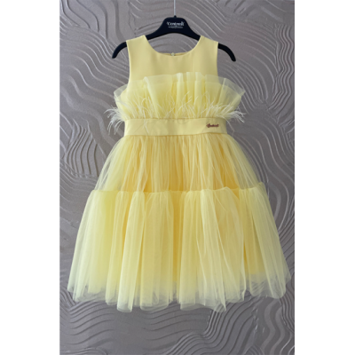 Официална екстравагантна рокля с пера, жълта