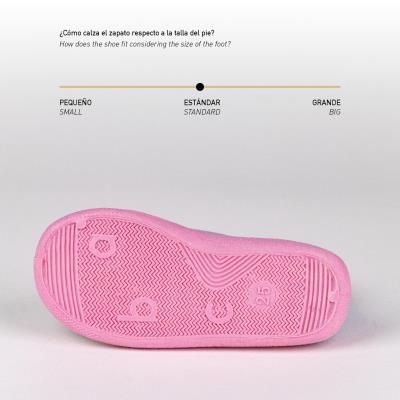 GABBY'S DOLLHOUSE ЗАТВОРЕНИ ДОМАШНИ ПАНТОФКИ С ГУМЕНА ПОДМЕТКА