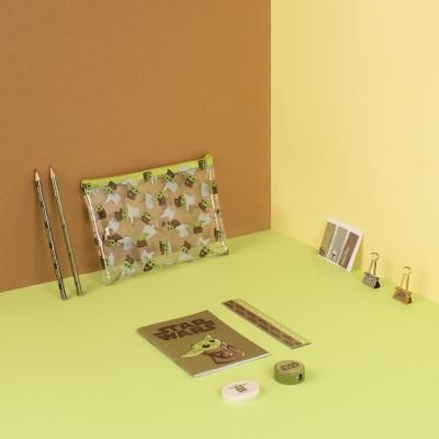 Комплект училищни канцеларски материали Disney Star Wars с 1 прозрачна торбичка